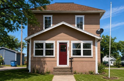 305 Park St, Reinbeck, IA, 50669-1213 | Card Image