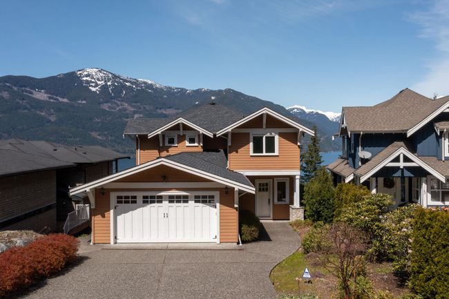 40 Salal Court, House other with 5 bedrooms, 5 bathrooms and 6 parking in Furry Creek BC | Image 1