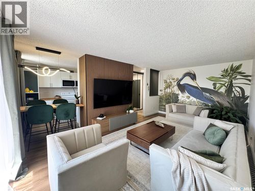 306-31 Rodenbush Dr, Regina, SK, S4R8C7 | Card Image