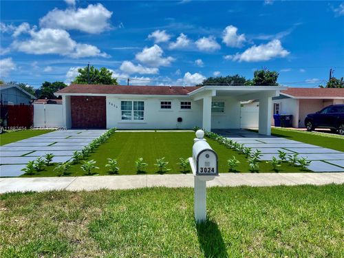 3024 N 73rd Ter, Hollywood, FL, 33024-2744 | Card Image