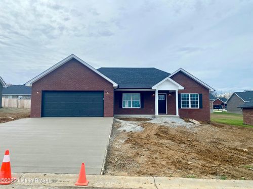 105 Indigo Ave, Bardstown, KY, 40004-6741 | Card Image