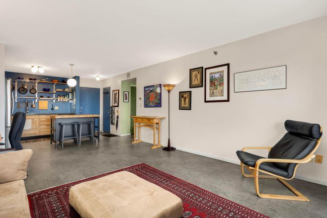 living space and kitchen | Image 10
