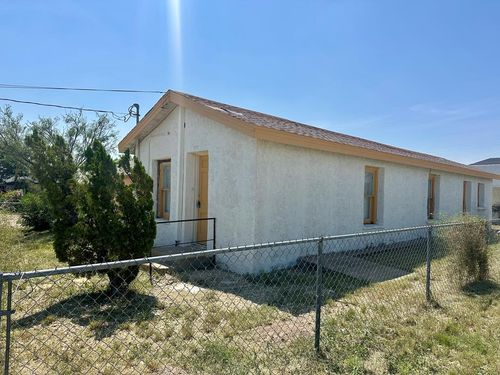 411 W Callaghan St, Fort Stockton, TX, 79735-7004 | Card Image