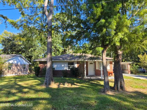 28 Dogwood Ct, Gulfport, MS, 39501-8602 | Card Image