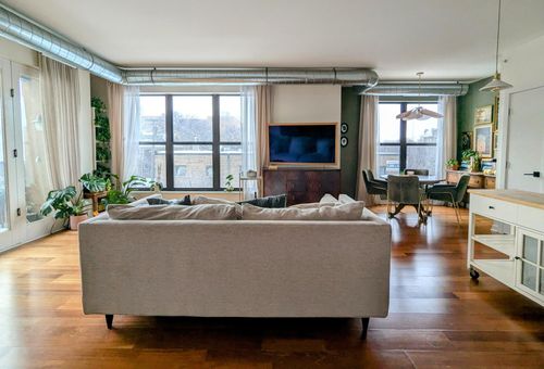 apt-301-15 E Franklin Ave, Minneapolis, MN, 55404-4480 | Card Image