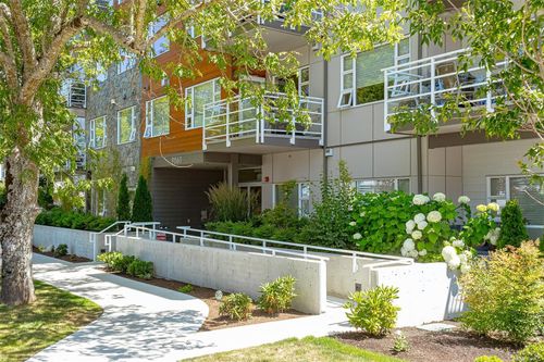 308-9861 Third St, Sidney, BC, V8L3A8 | Card Image