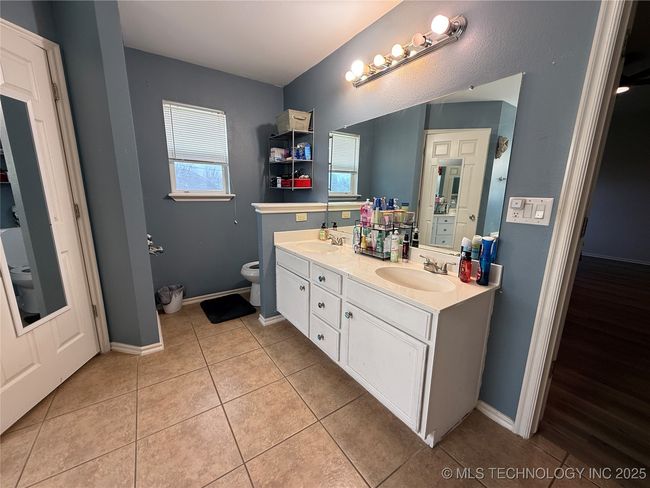 2015 Harriman Cir, House other with 4 bedrooms, 2 bathrooms and null parking in Bartlesville OK | Image 22