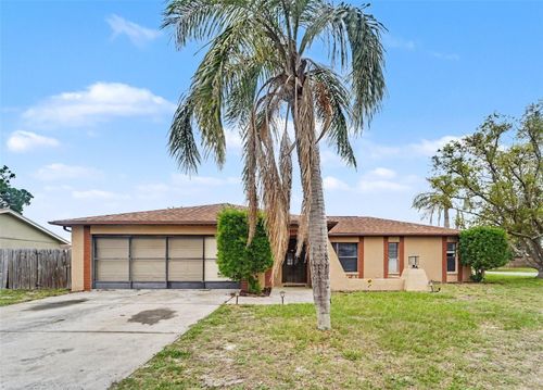 1215 Persimmon Dr, HOLIDAY, FL, 34691-6716 | Card Image