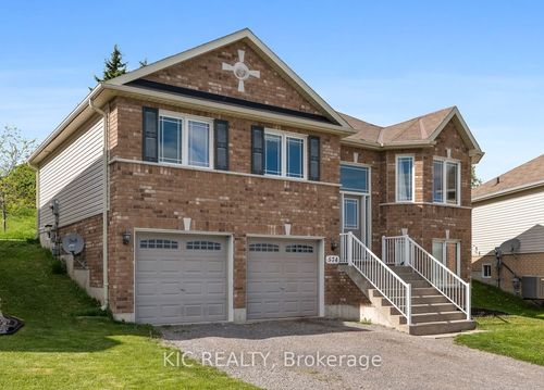 574 Clancy Cres, Peterborough, ON, K9K2S2 | Card Image