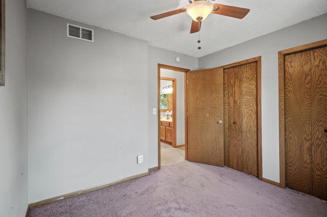 1054 Briar Creek Rd, House other with 3 bedrooms, 2 bathrooms and null parking in Eagan MN | Image 23