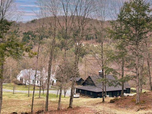 3086 South Rd, Woodstock, VT, 05091-4516 | Card Image