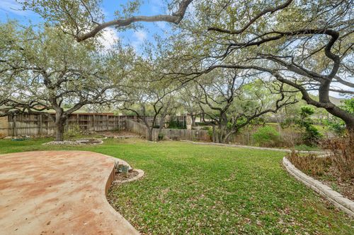 12052 Tulare Dr, Austin, TX, 78738-5428 | Card Image