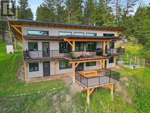 4906 Gloinnzun Cres, 108 Mile Ranch, BC, V0K2E1 | Card Image