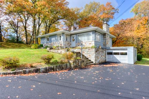 39 Melrose St, Boylston, MA, 01505-2014 | Card Image