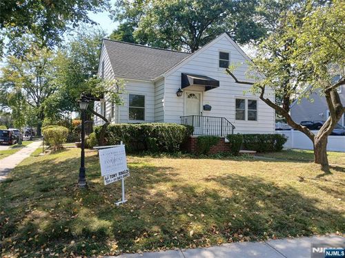 158 Highland Cross, Rutherford, NJ, 07070-2118 | Card Image