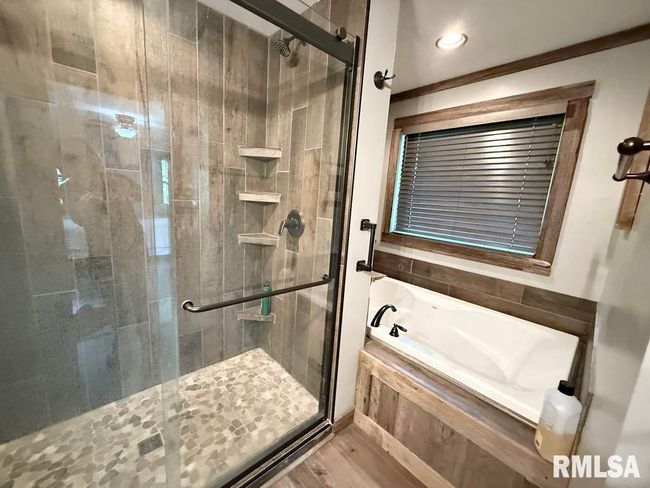 285 Twin Springs Loop, House other with 4 bedrooms, 3 bathrooms and null parking in Anna IL | Image 20