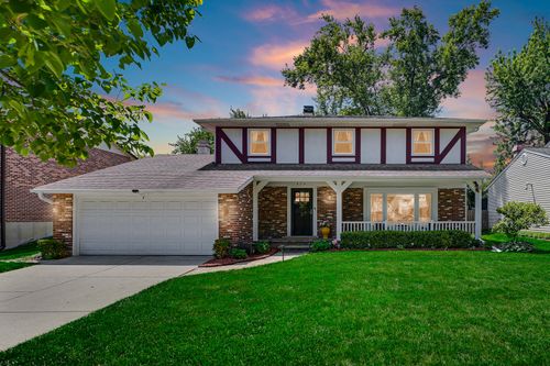 459 Sussex Ct, Buffalo Grove, IL, 60089-4456 | Card Image
