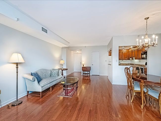 APT-708 - 750 Washington Rd, Condo with 2 bedrooms, 2 bathrooms and null parking in Mt. Lebanon PA | Image 7