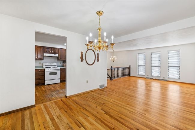 461 Willow St, House other with 3 bedrooms, 3 bathrooms and 2 parking in Springdale PA | Image 8