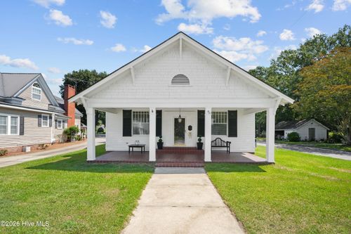 500 W Main Street, Mount Olive, NC, 28365 | Card Image