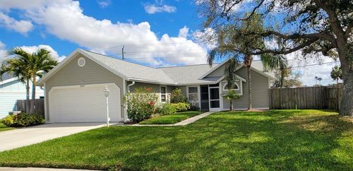 3567 65th Avenue Circle E, SARASOTA, FL, 34243 | Card Image