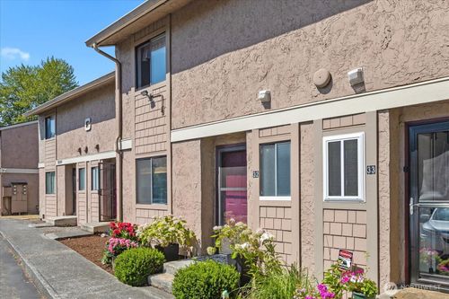32-20100 60th Ave W, Lynnwood, WA, 98036-6222 | Card Image
