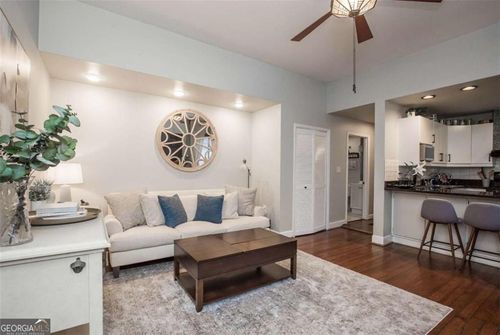 2-952 Myrtle Street, Atlanta, GA, 30309 | Card Image