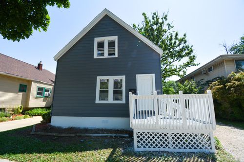 4904 N 51st Blvd, Milwaukee, WI, 53218-4303 | Card Image