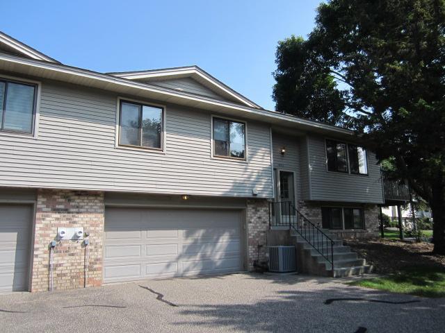 Lawnview Ave, Saint Paul, MN 55126