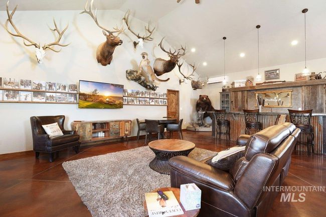 2040 E 2200 N, House other with 9 bedrooms, 6 bathrooms and 2 parking in Twin Falls ID | Image 5