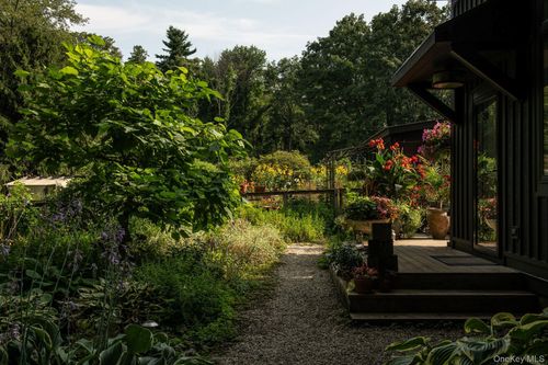 289 Tunnel Hill Rd, Canaan, NY, 12029-2706 | Card Image