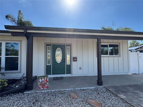 4670 33rd Ave N, St. Petersburg, FL, 33713-1002 | Card Image