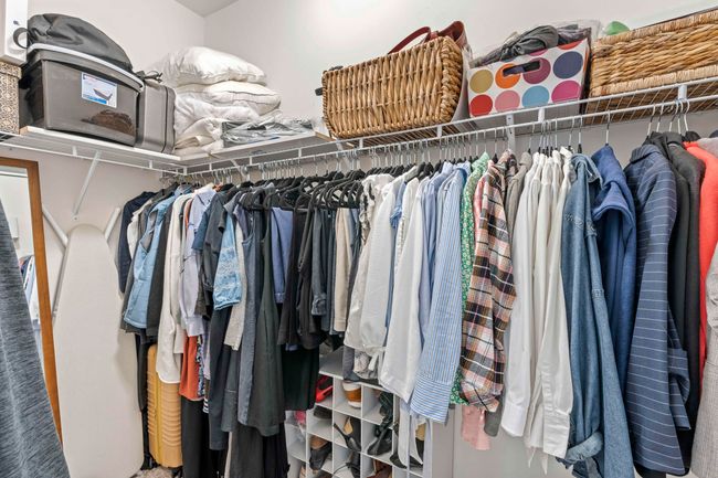 Primary Closet | Image 20