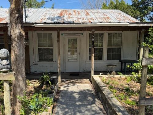 5011 F St, CEDAR KEY, FL, 32625-5089 | Card Image