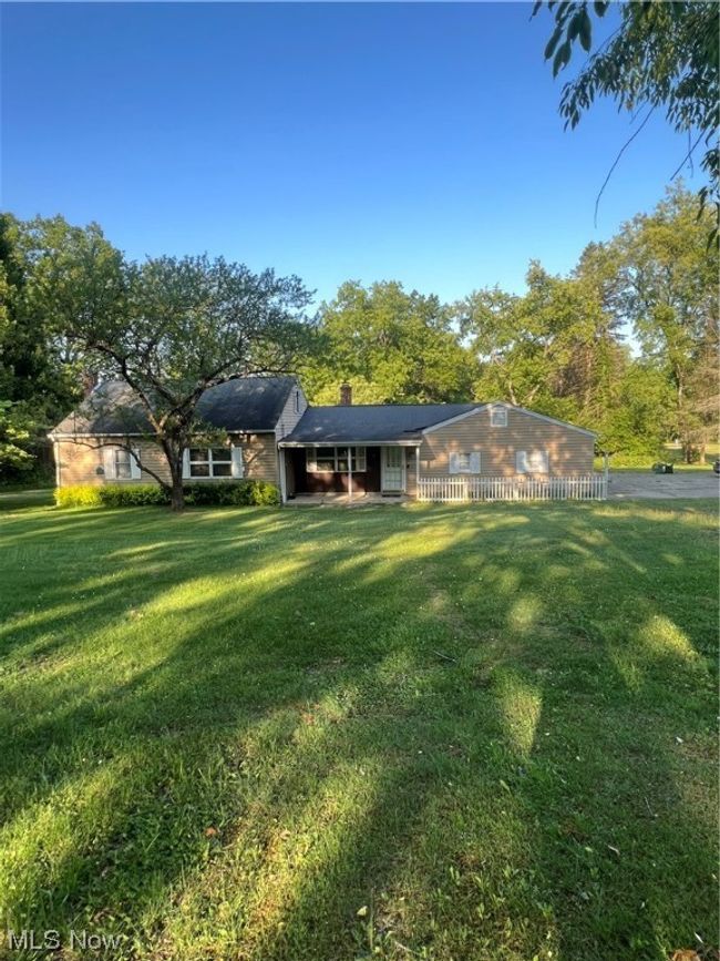 2449 Drummond Avenue, For Sale in Hubbard Zoocasa