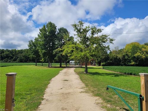 9378 Robins Neck Rd, Gloucester, VA, 23061-4531 | Card Image