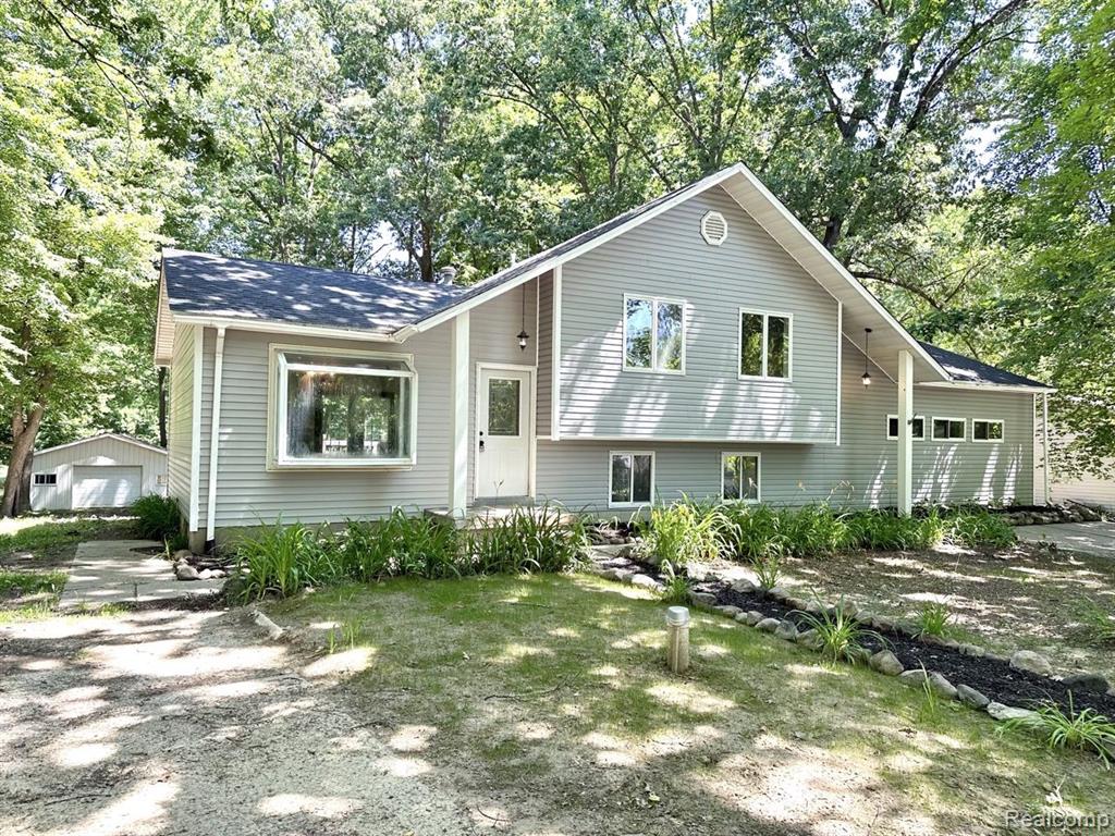 Shore Dr, Lapeer, MI 48446 #1