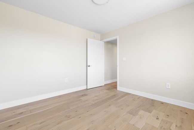 APT-824 - 14 Concord Ave, Condo with 3 bedrooms, 2 bathrooms and 1 parking in Cambridge MA | Image 7