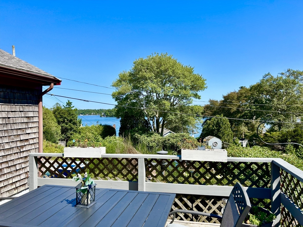 Central Ave, Plymouth, MA 02360