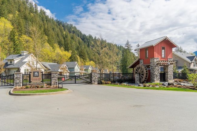 1829 Frosst Creek Crossing, House other with 2 bedrooms, 2 bathrooms and 4 parking in Lindell Beach BC | Image 36