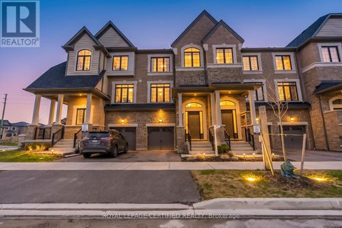 3 Morrison Crescent, Whitby, ON, L1P0P4 | Card Image