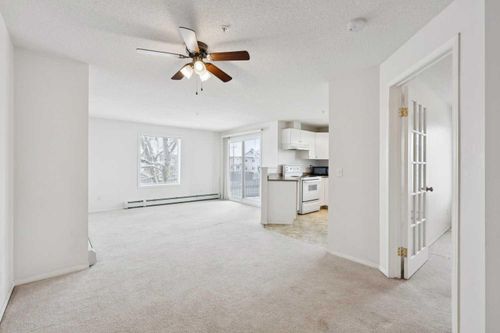 1301-604 8 St Sw, Airdrie, AB, T4B2W4 | Card Image