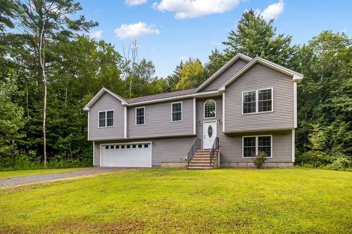 31 Prescott Ln, Orange, MA, 01364-9548 | Card Image