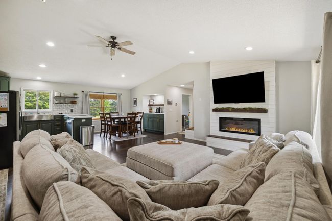 #9 Open Floor Plan.jpg | Image 9