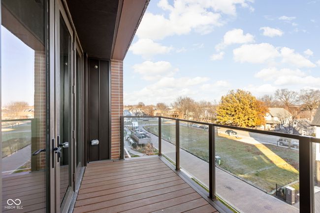 Your own private outdoor space with unobstructed views | Image 32
