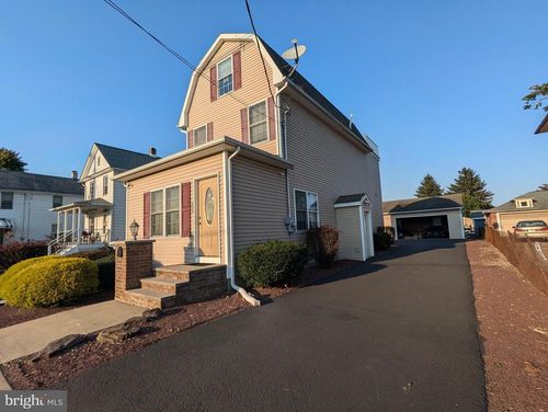 273 Tripp St, KINGSTON, PA, 18704-2947 | Card Image