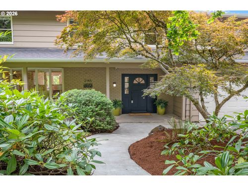 2145 Floral Hill Dr, Eugene, OR, 97403-2812 | Card Image
