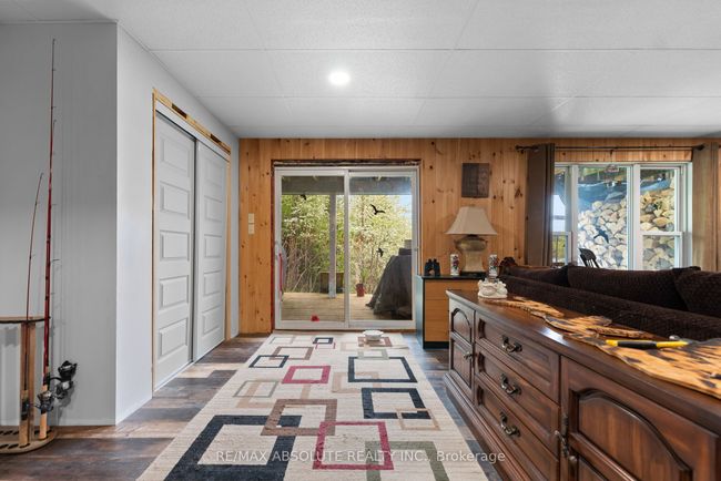 4666 Matawatchan Rd, House other with 3 bedrooms, 2 bathrooms and 8 parking in Griffith ON | Image 21