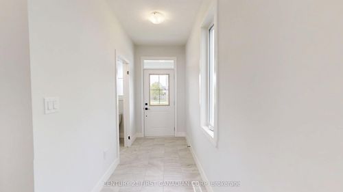 1221 Tulloch Ave, London, ON, N6M0L8 | Card Image