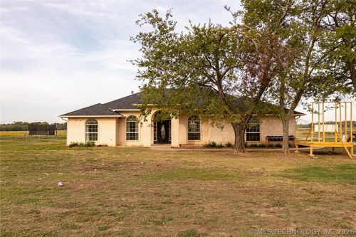 1683 Robinson Rd, Bokchito, OK, 74726-1723 | Card Image
